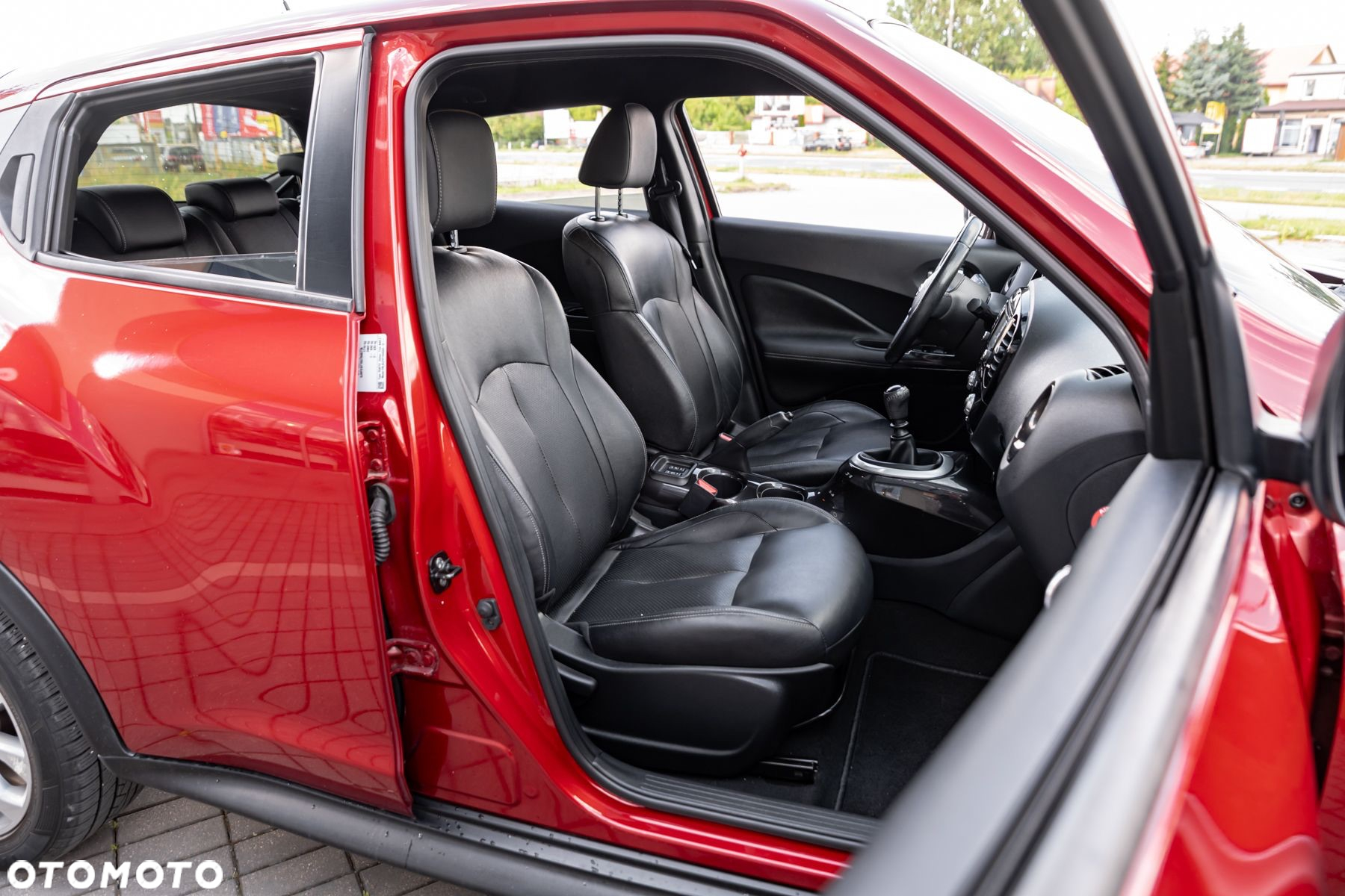Nissan Juke 1.2 DIG-T N-Connecta - 37
