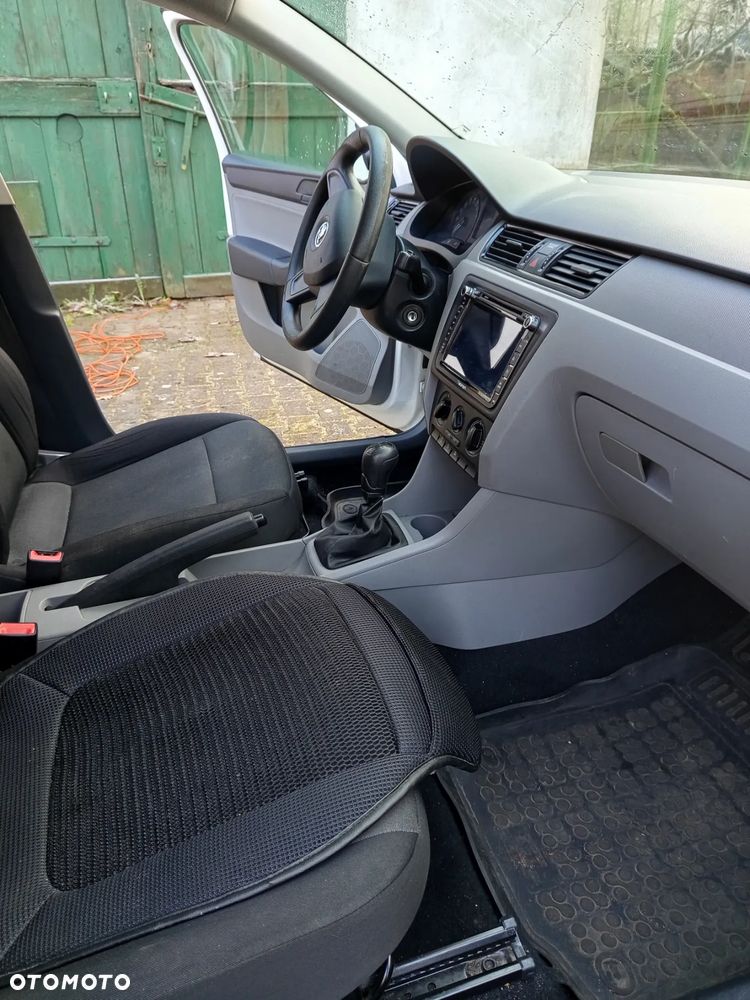 Skoda RAPID 1.6 TDI Active - 16