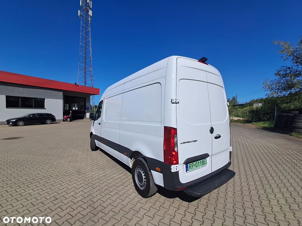 Mercedes-Benz Esprinter - 5
