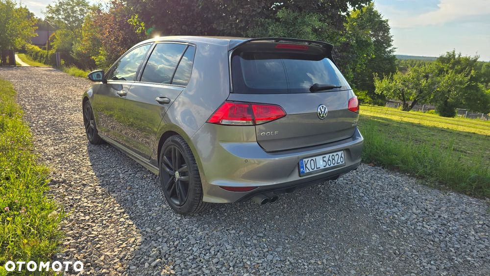 Volkswagen Golf 1.4 TSI BMT Highline - 3