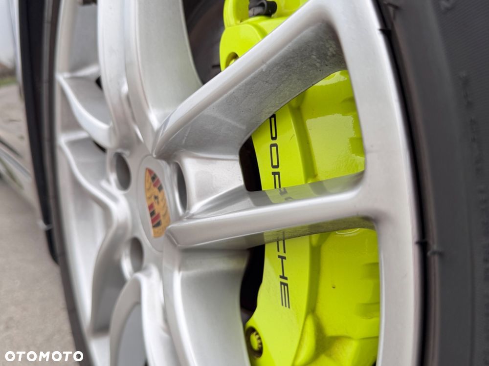 Porsche Panamera - 8