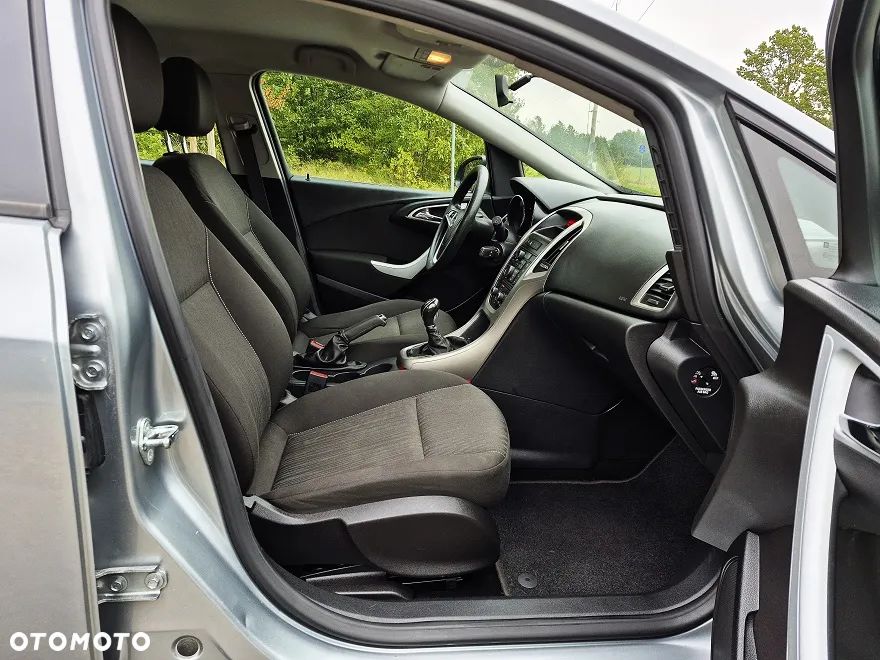 Opel Astra 1.7 CDTI DPF Active - 11