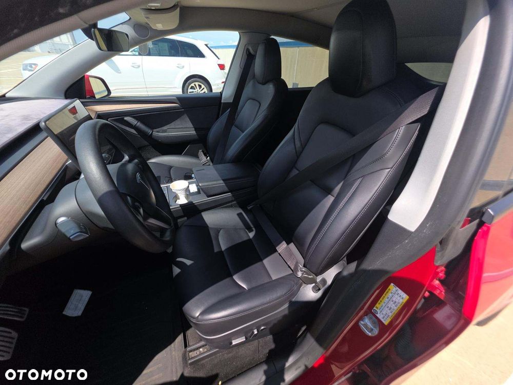 Tesla Model Y Long Range Dual Motor AWD - 5