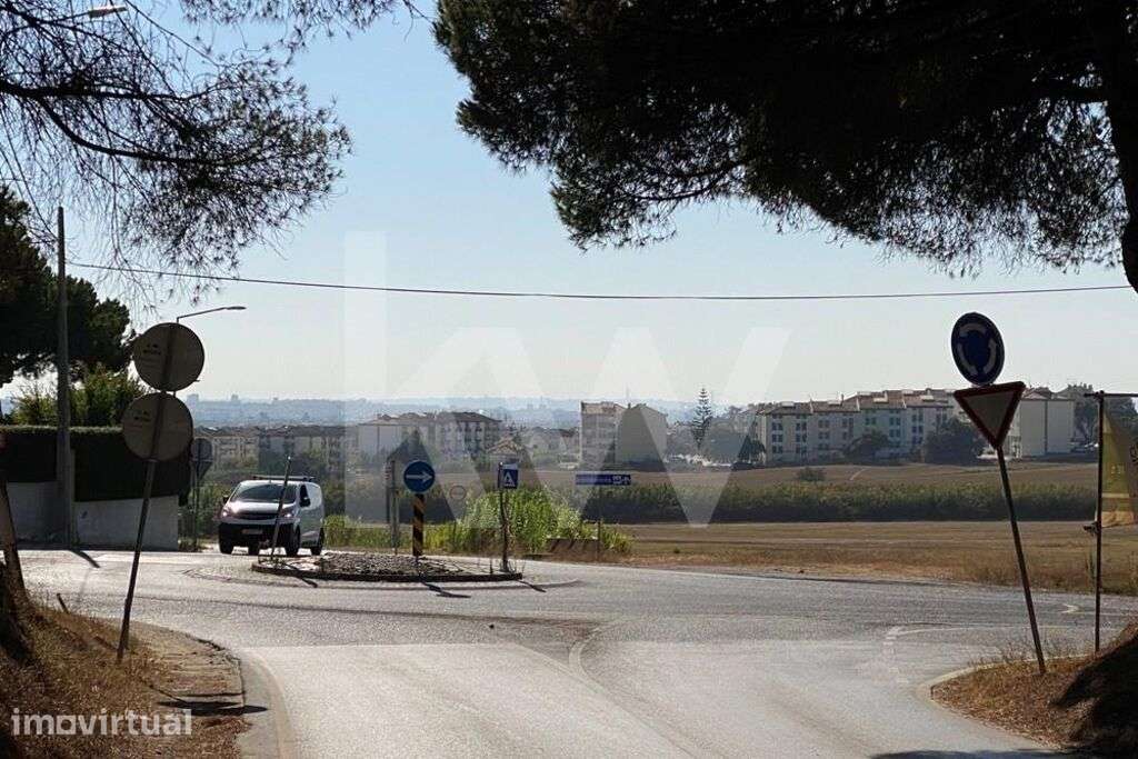 Moita| Terreno para Construçao | Oportunidade de Investimento - Grande imagem: 3/13