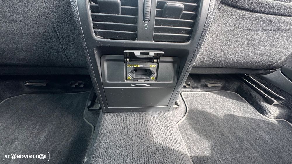 VW Passat Variant 2.0 TDI Confortline - 12