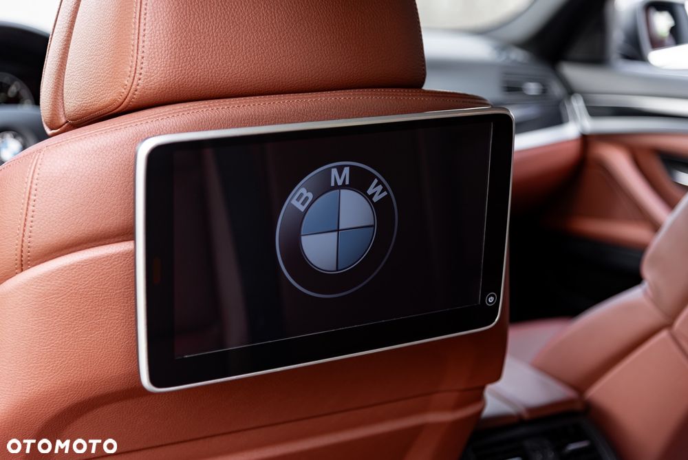 BMW Seria 5 535d xDrive Sport-Aut - 22