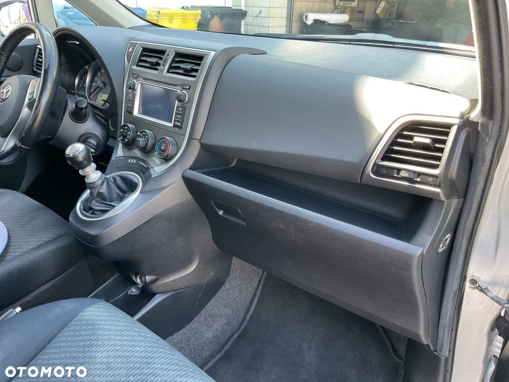 Toyota Verso S 1.33 Life - 24