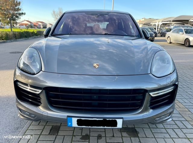 Porsche Cayenne Turbo S Tiptronic S - 3