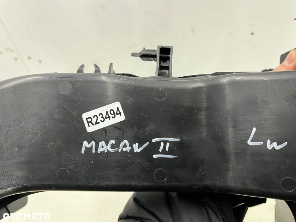 Kanał powietrza Porsche Macan II 95c 24r.- lewa osłona chłodnicy kierownica powietrza zderzaka - 10