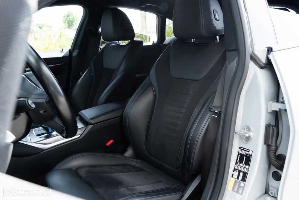 BMW i4 eDrive40 Pack Desportivo M - 9