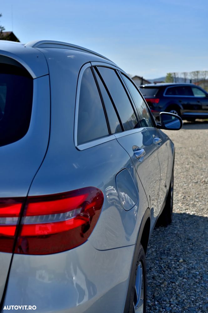 Mercedes-Benz GLC - 17