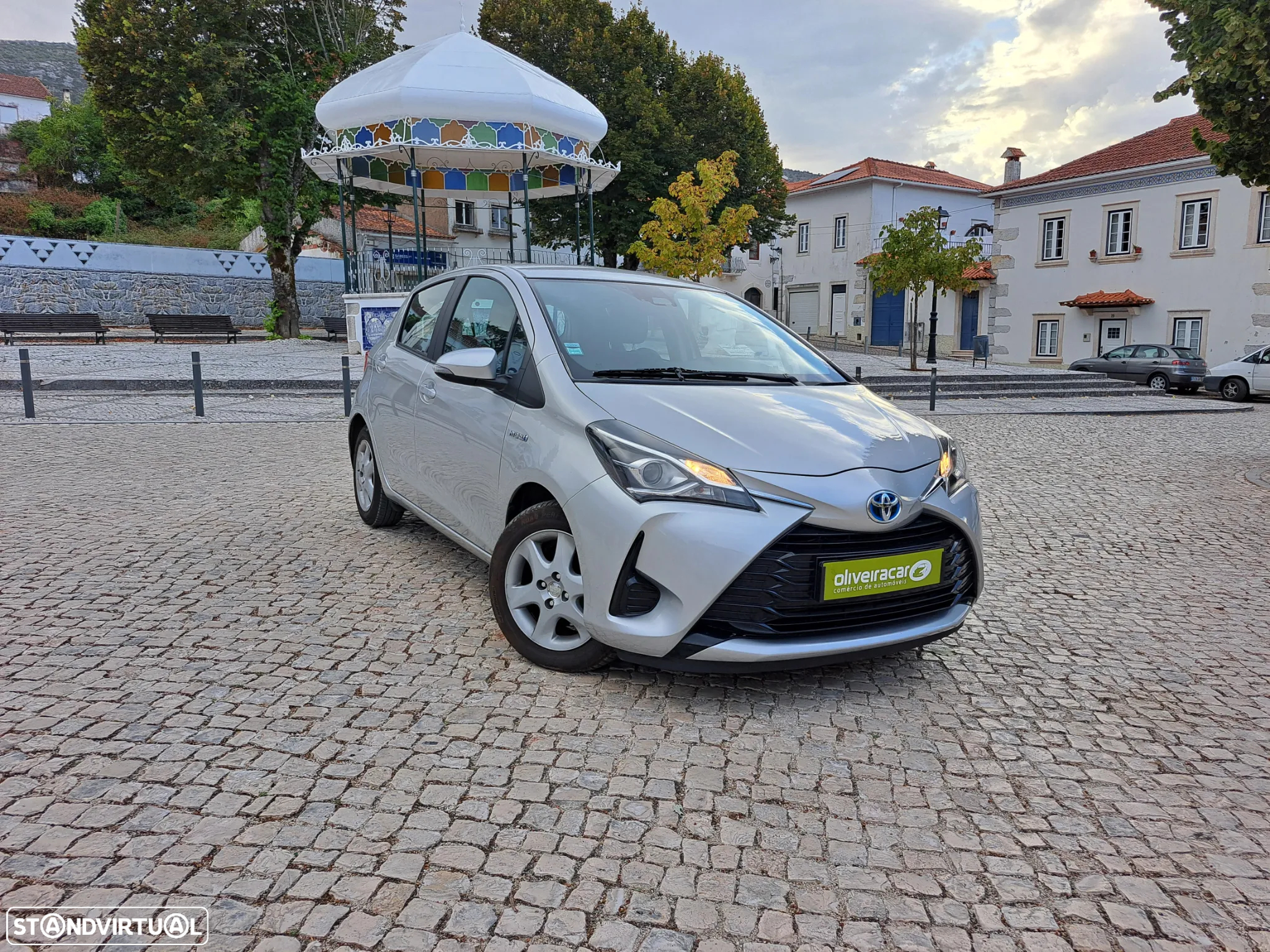 Toyota Yaris 1.5 HSD Comfort - 9