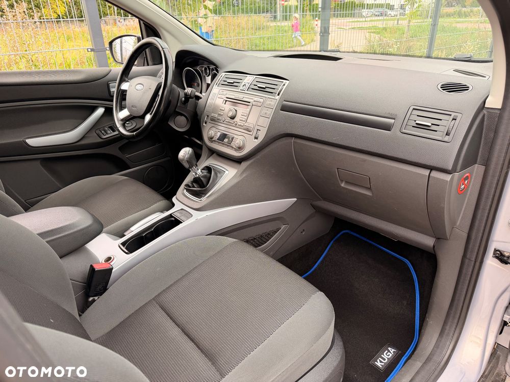 Ford Kuga 2.0 TDCi 4WD Trend - 23