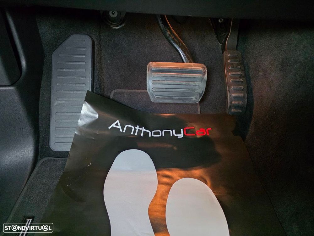 Porsche Cayenne Platinum Edition - 26