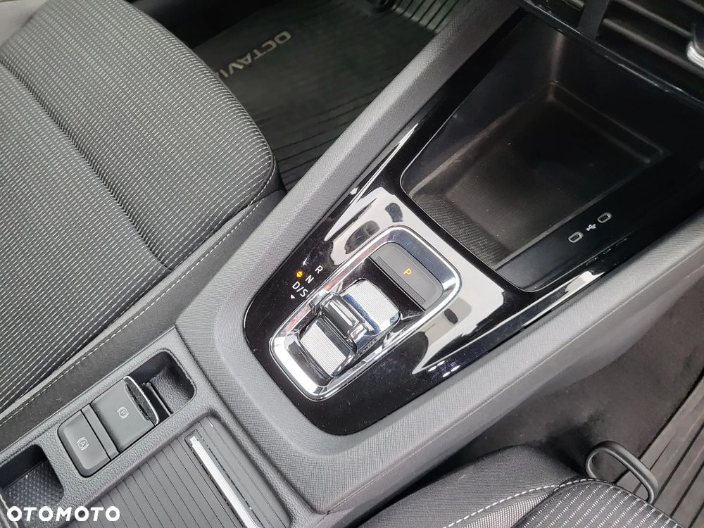 Skoda Octavia - 10