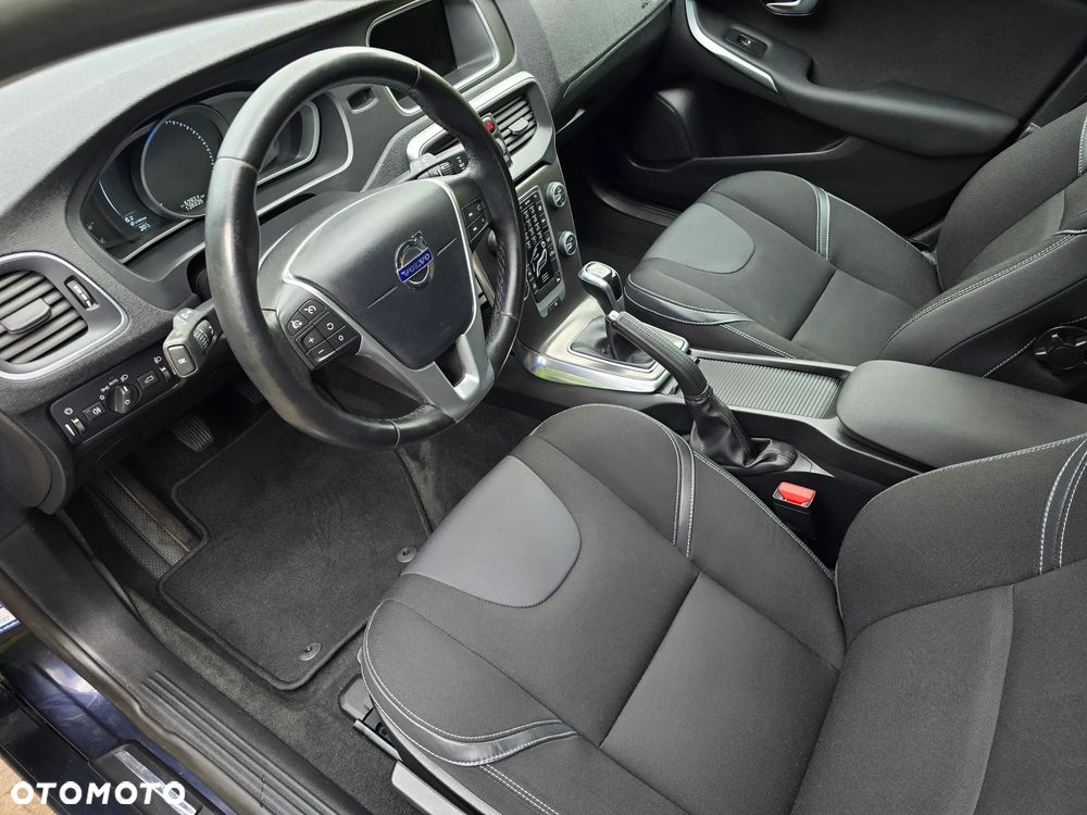Volvo V40 - 12