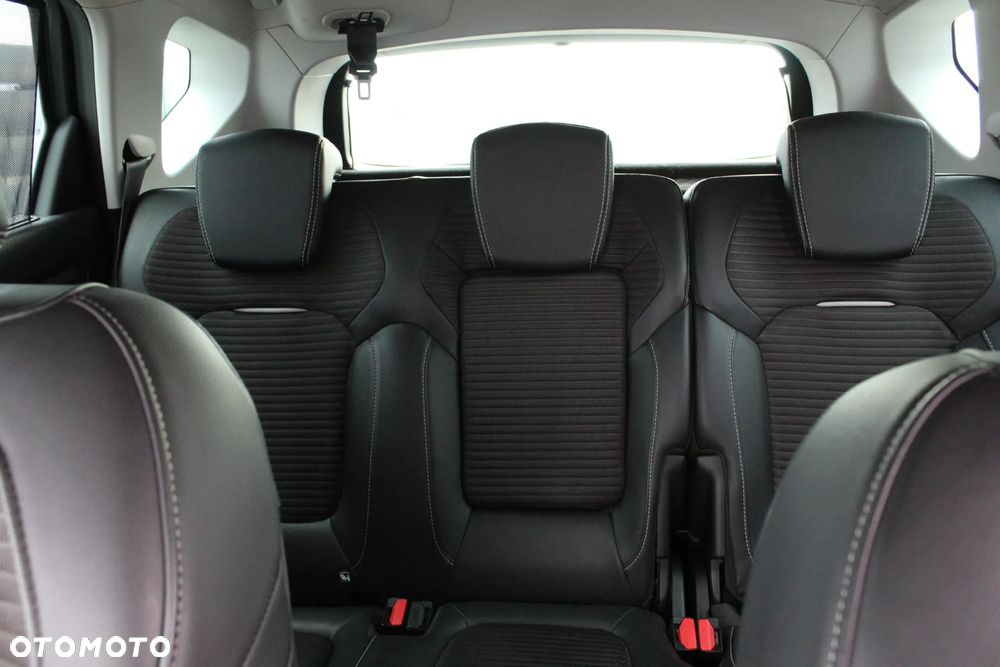 Renault Scenic 1.2 TCE Energy Bose - 29