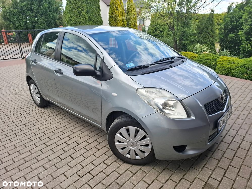 Toyota Yaris 1.0 VVT-i Luna - 4