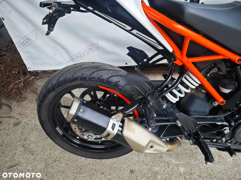 KTM Duke 125 - 10