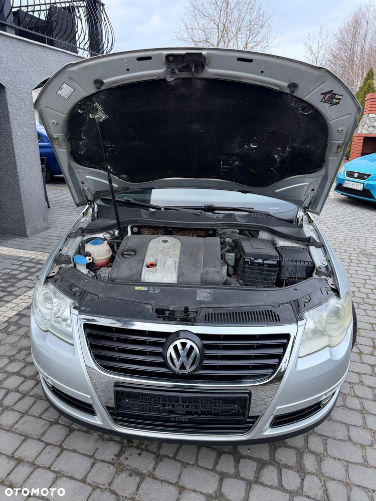 Volkswagen Passat - 28