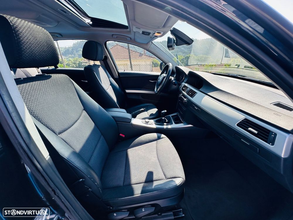 BMW 318 d DPF Touring Edition Sport - 17