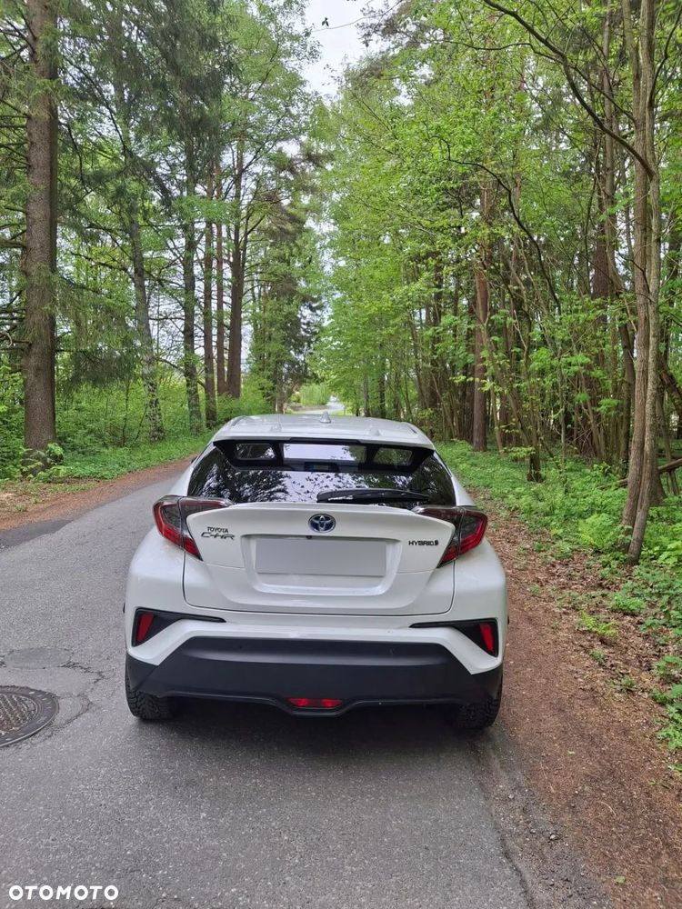 Toyota C-HR Lounge - 2