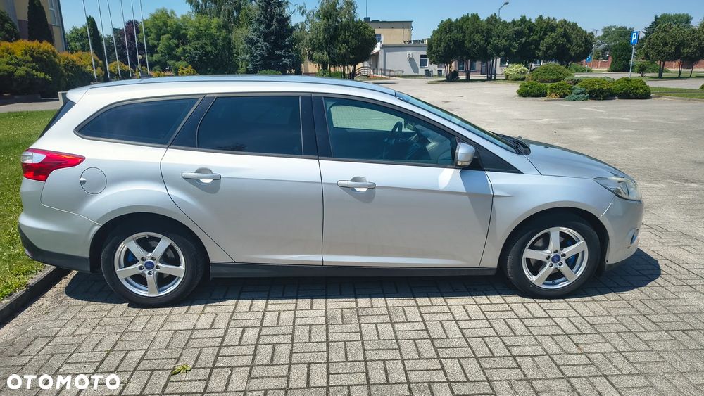 Ford Focus 1.6 TDCi Ambiente - 4
