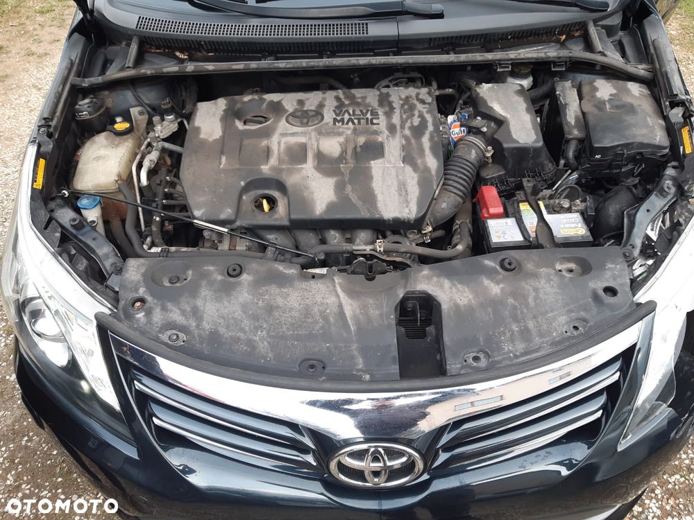 Toyota Avensis 1.8 Premium MS - 14