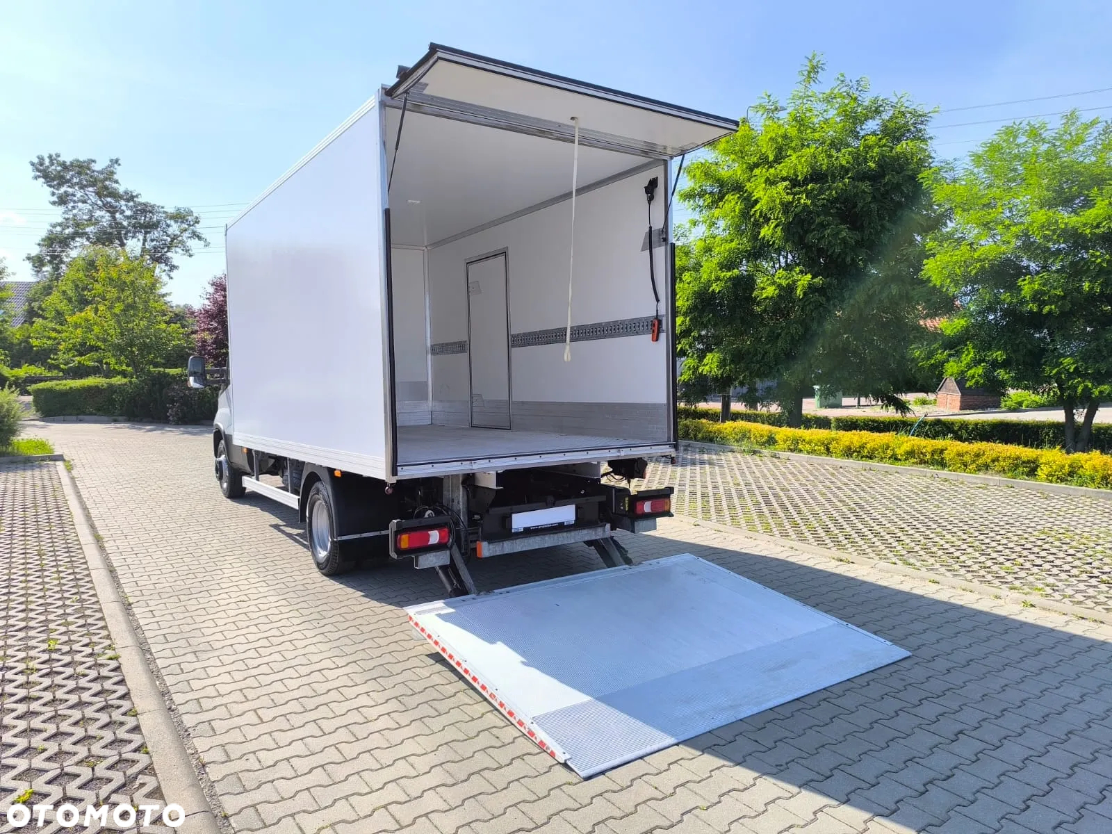 Iveco Daily 70C21 WINDA 1500kg! Kontener/Izoterma 8 Palet! Automat, Stan Idealny! - 14