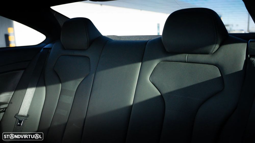 BMW M4 Coupe DKG Competition - 47