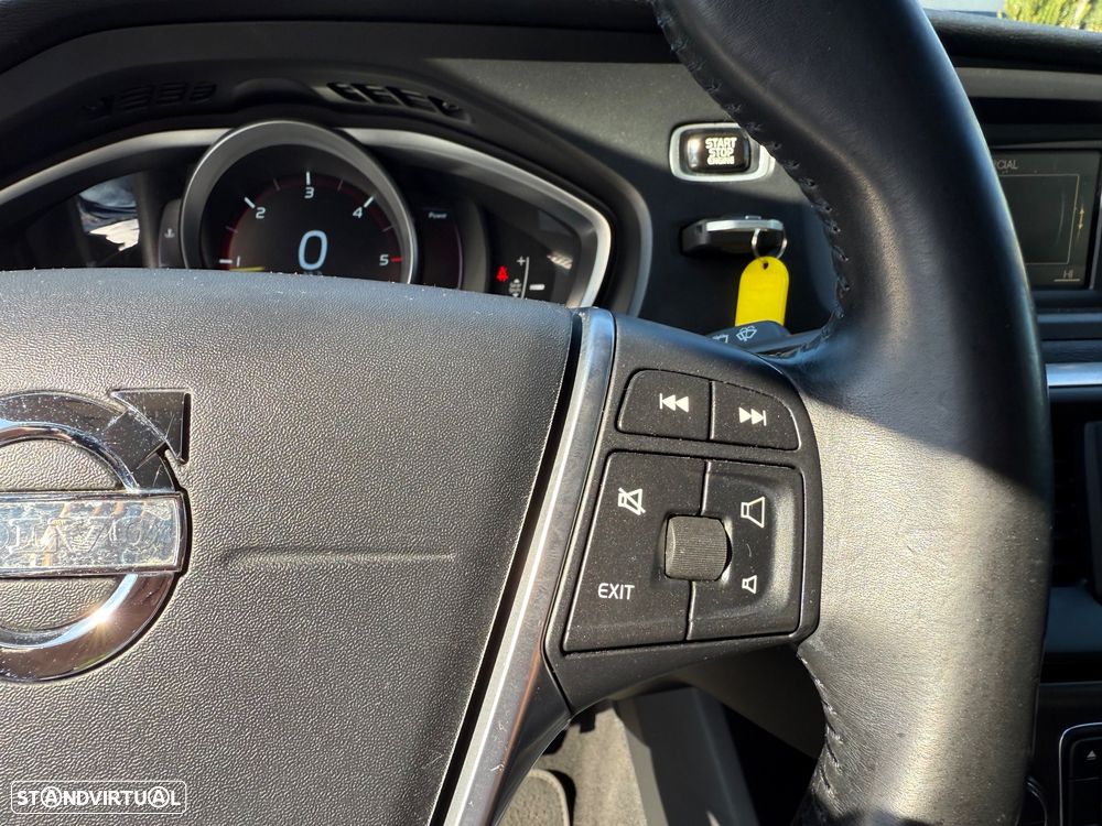 Volvo V40 1.6 D2 Eco Momentum - 21