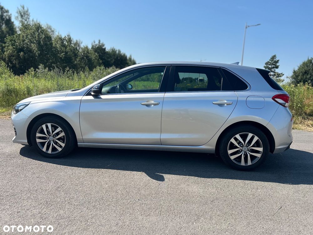 Hyundai i30 1.4 T-GDI Comfort DCT - 14