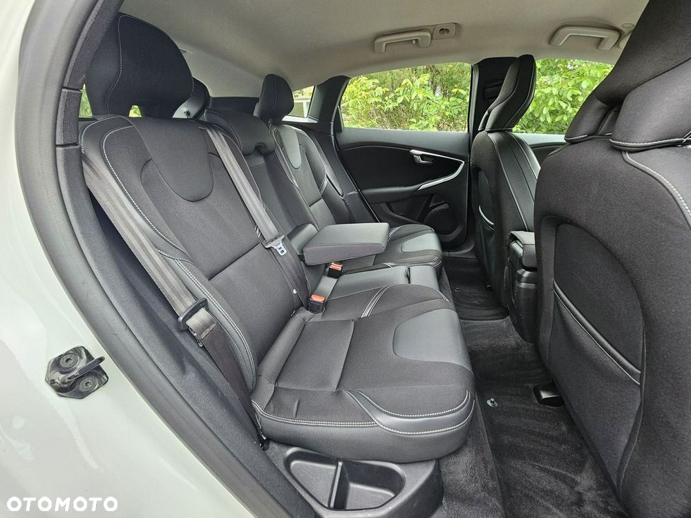 Volvo V40 - 15