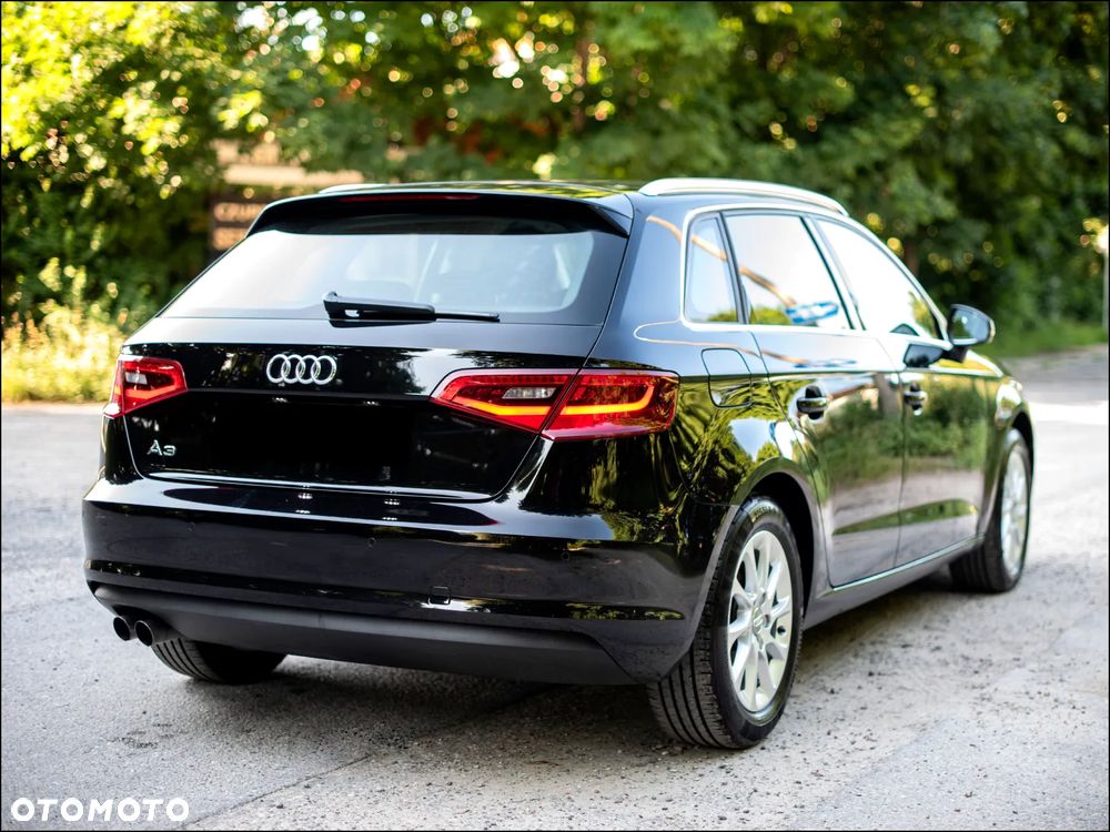 Audi A3 Sportback - 13