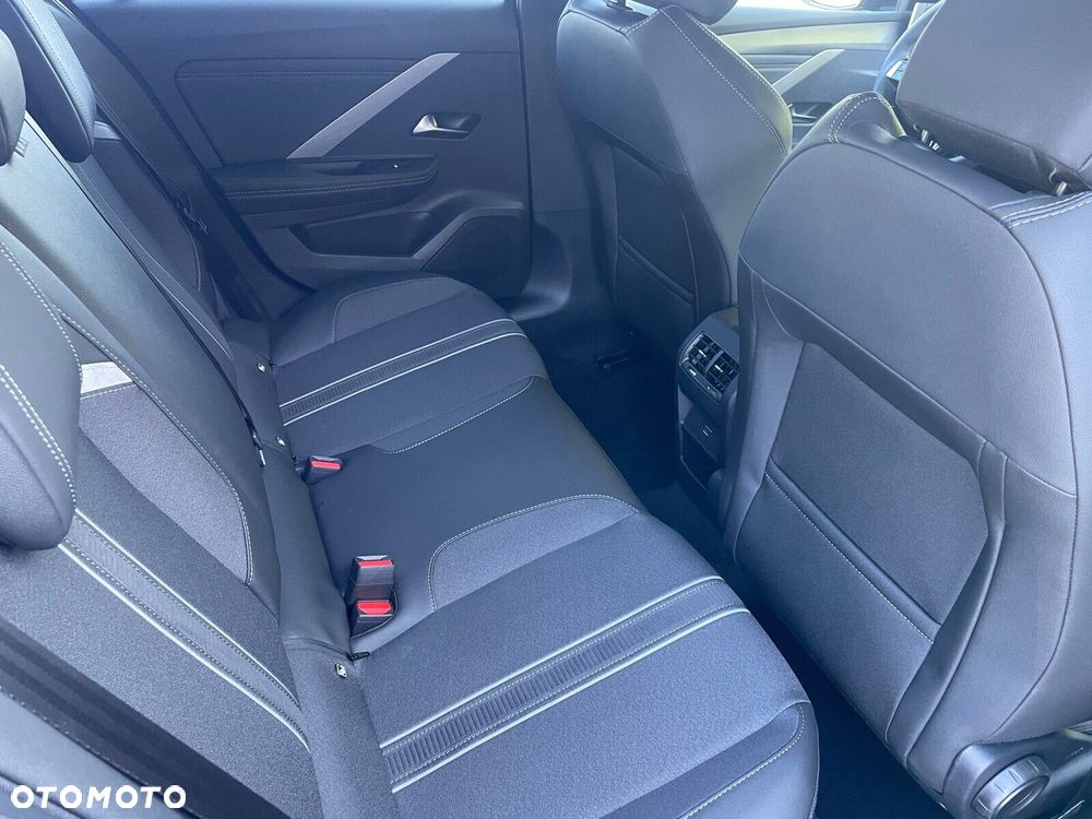 Opel Astra - 9