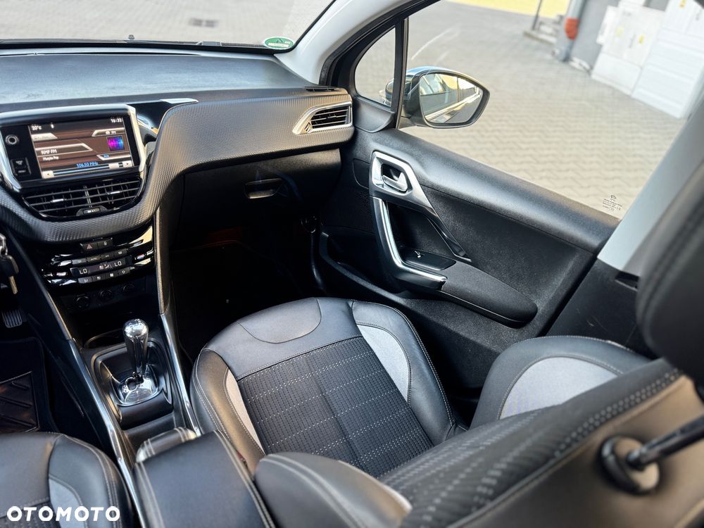 Peugeot 2008 - 9