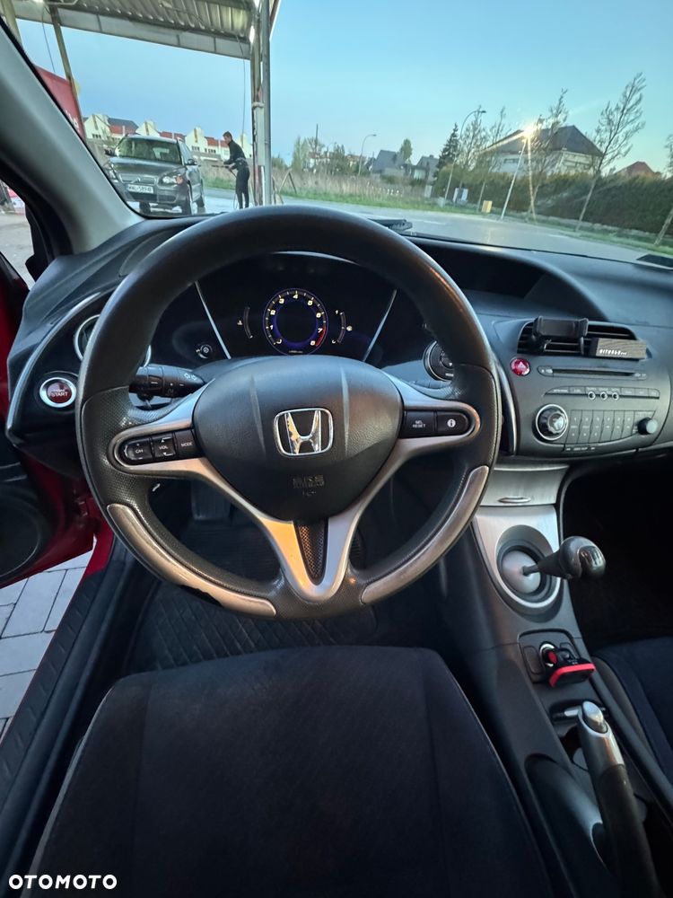 Honda Civic 1.8 Comfort - 21