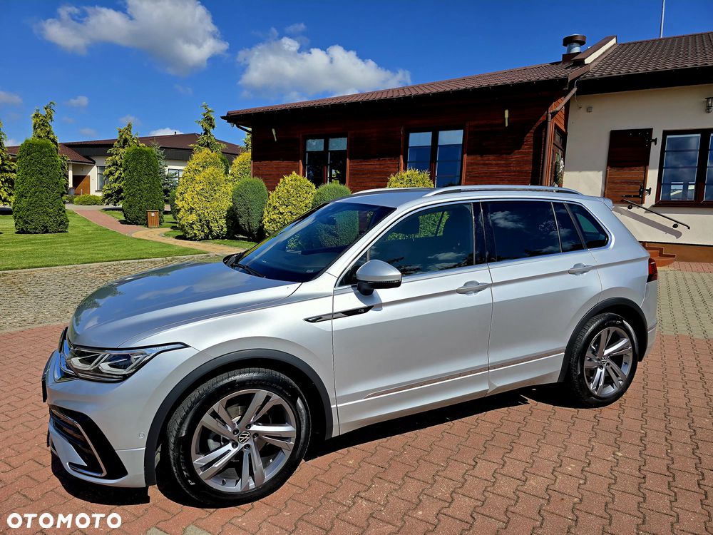 Volkswagen Tiguan 2.0 TDI SCR DSG R-Line - 28