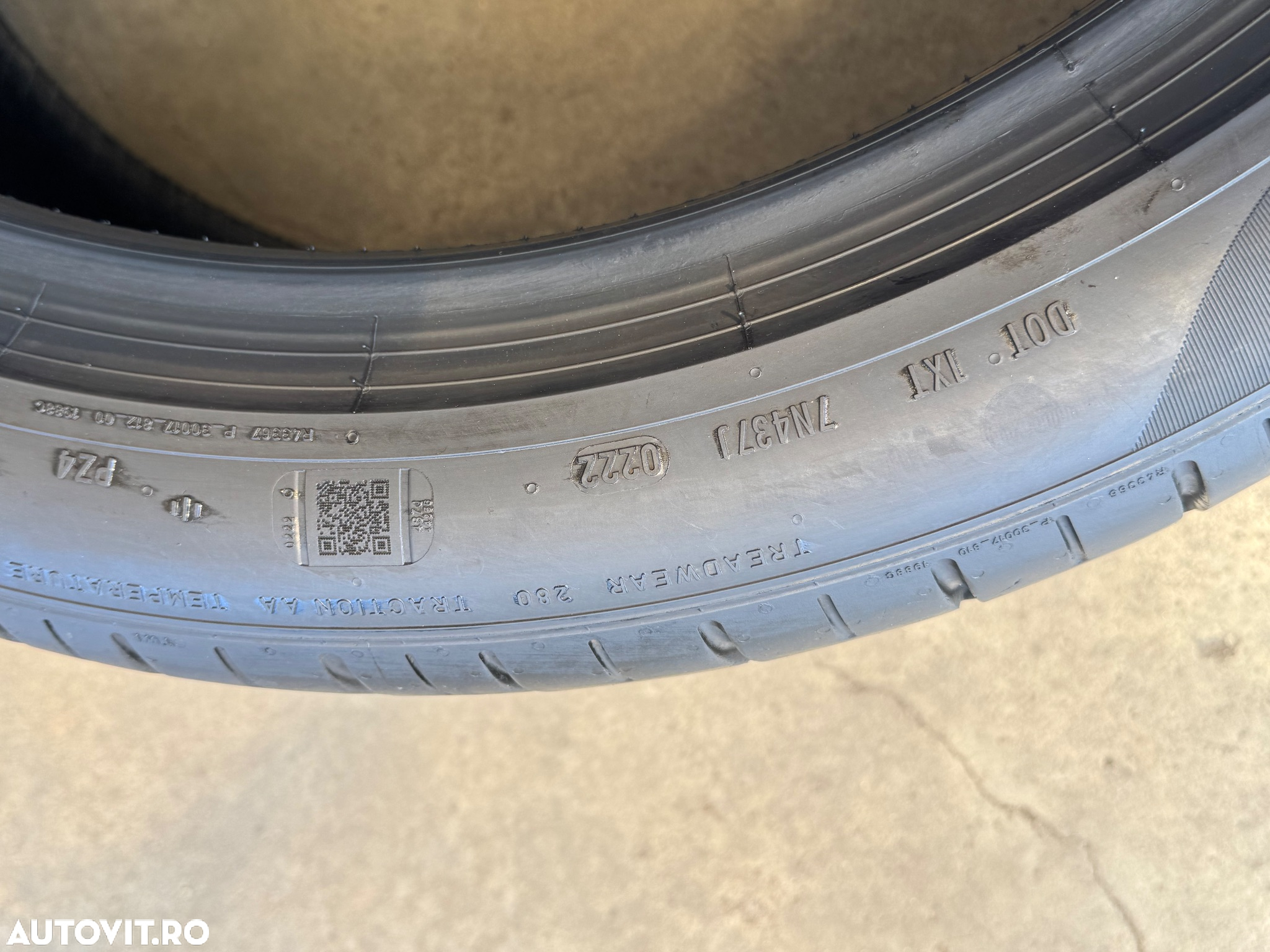 Vând 4 anvelope 275/40/22 Pirelli de vară ca noi - 10