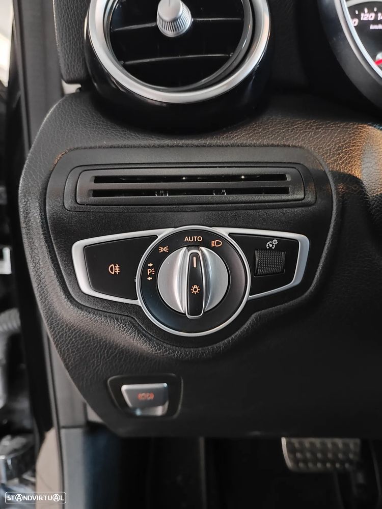 Mercedes-Benz GLC 300 ver-de-4matic-9g--tronic-edition-amg-line - 24