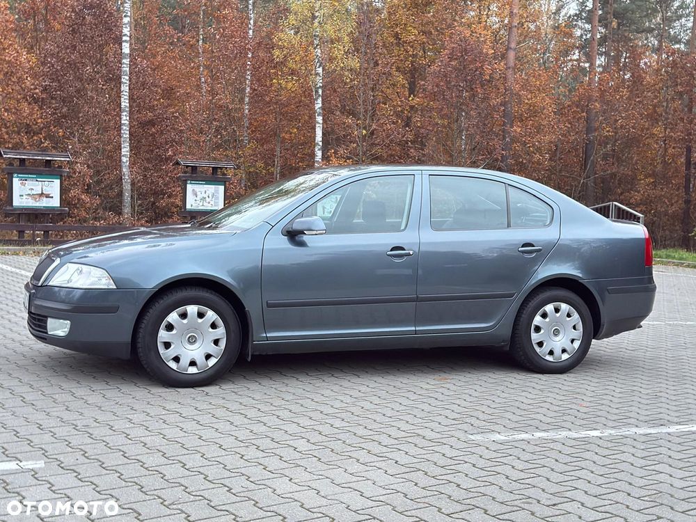 Skoda Octavia 2005 photo 2