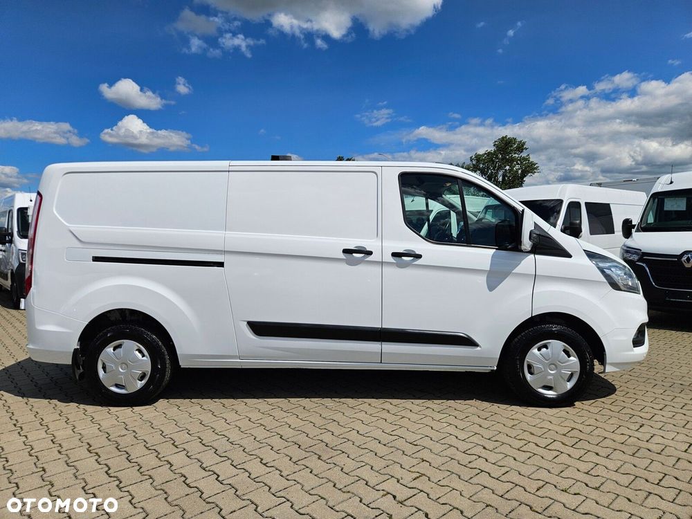 Ford transit-custom L2H1 *69900zł NETTO* Zabudowa warsztatowa 2.0TdCi/170KM - 9