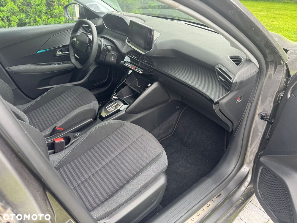 Peugeot 208 1.2 PureTech Active S&S EAT8 - 6