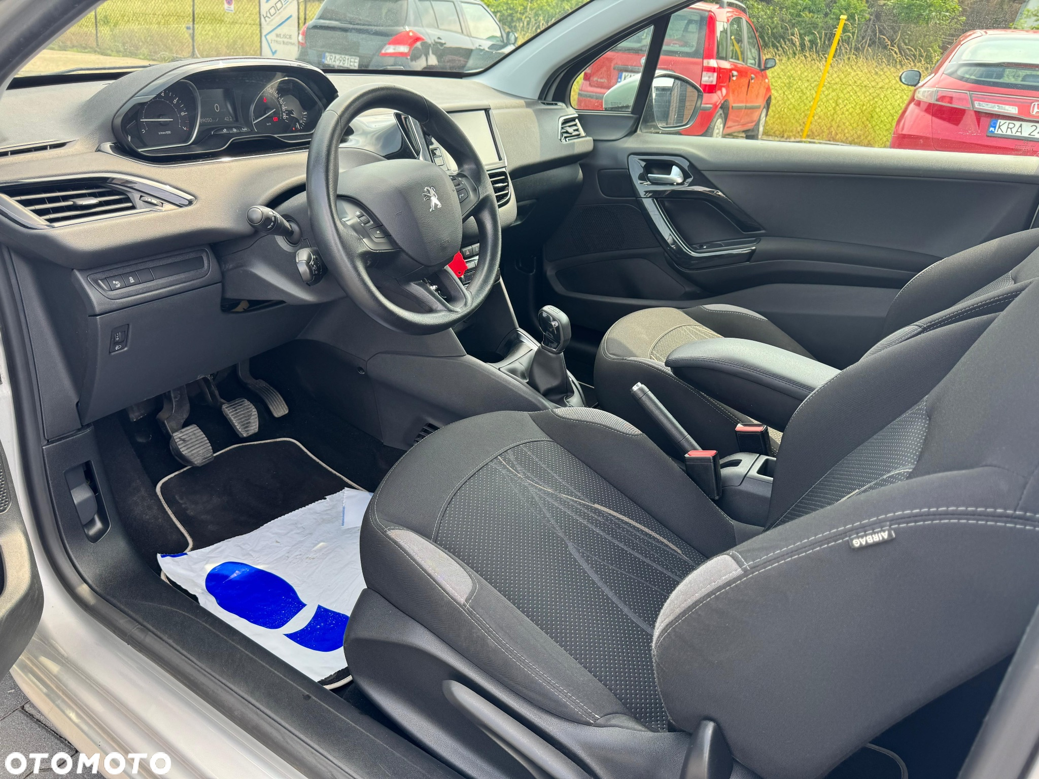 Peugeot 208 1.2 PureTech Active - 10