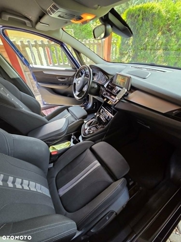BMW Seria 2 218d xDrive Sport - 21