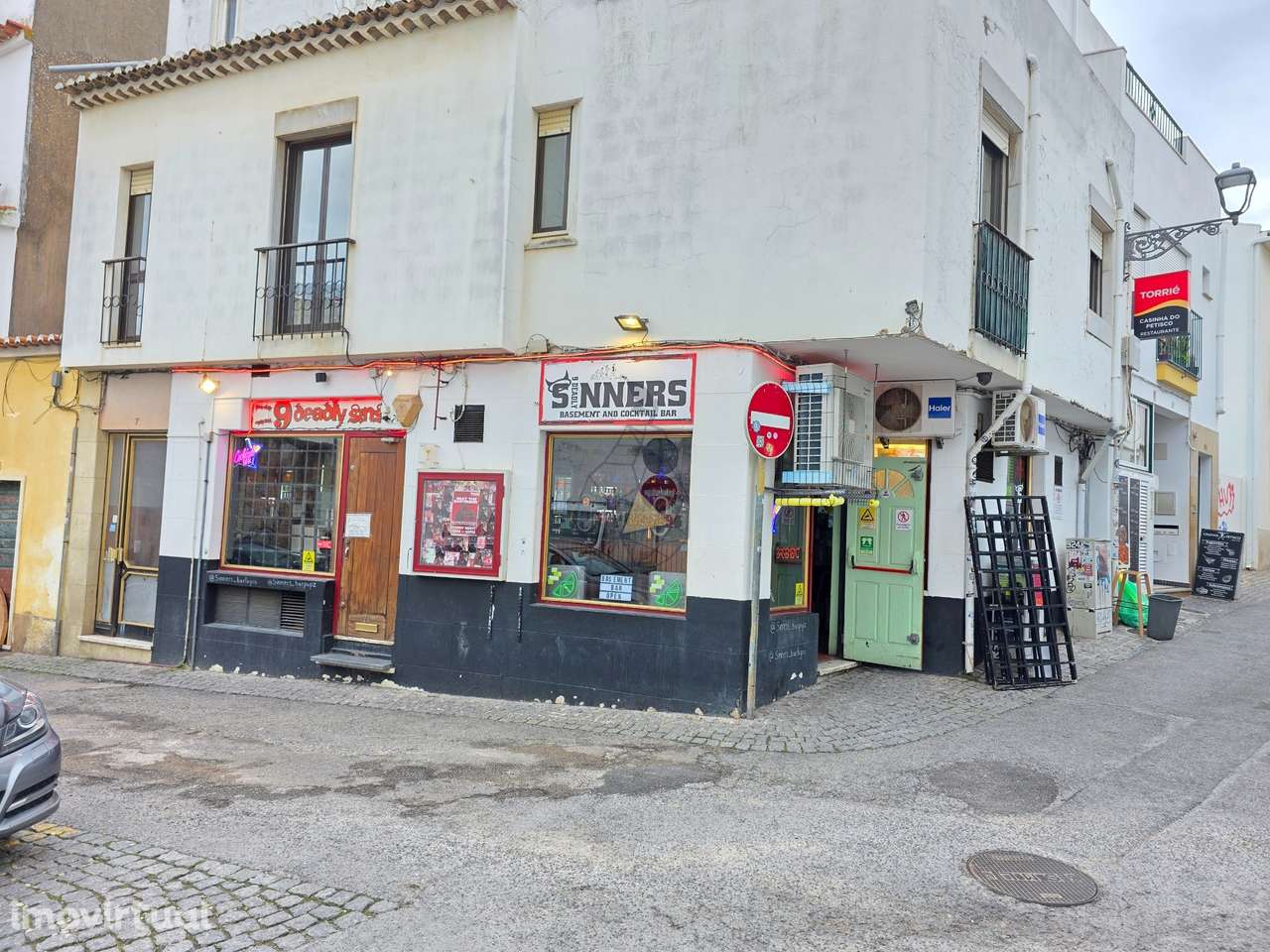 Estabelecimento comercial no histórico de Lagos | Elevado Potencial de - Grande imagem: 2/17