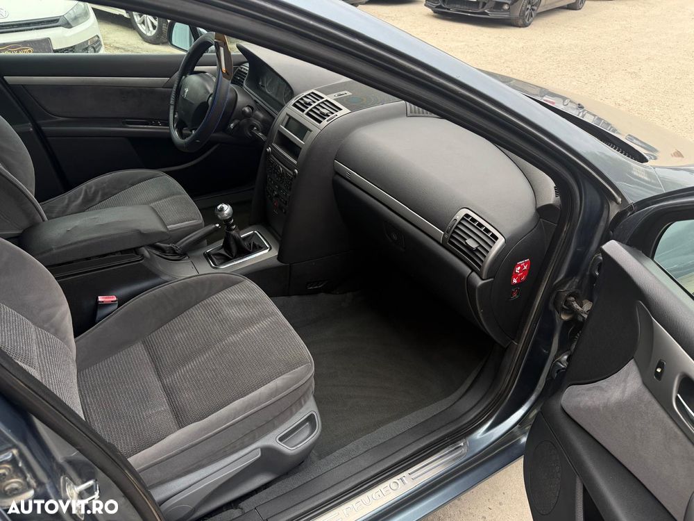 Peugeot 407 - 15