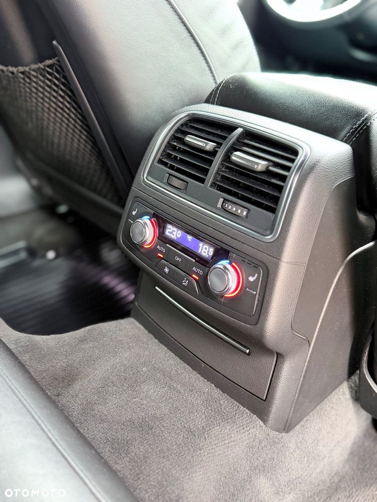 Audi A6 Avant 3.0 TDI Quattro S tronic - 11