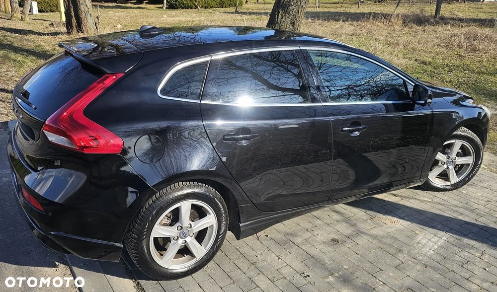 Volvo V40 - 11
