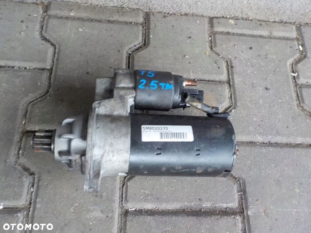 VW T5 2.5 TDI ROZRUSZNIK STARTER - 1